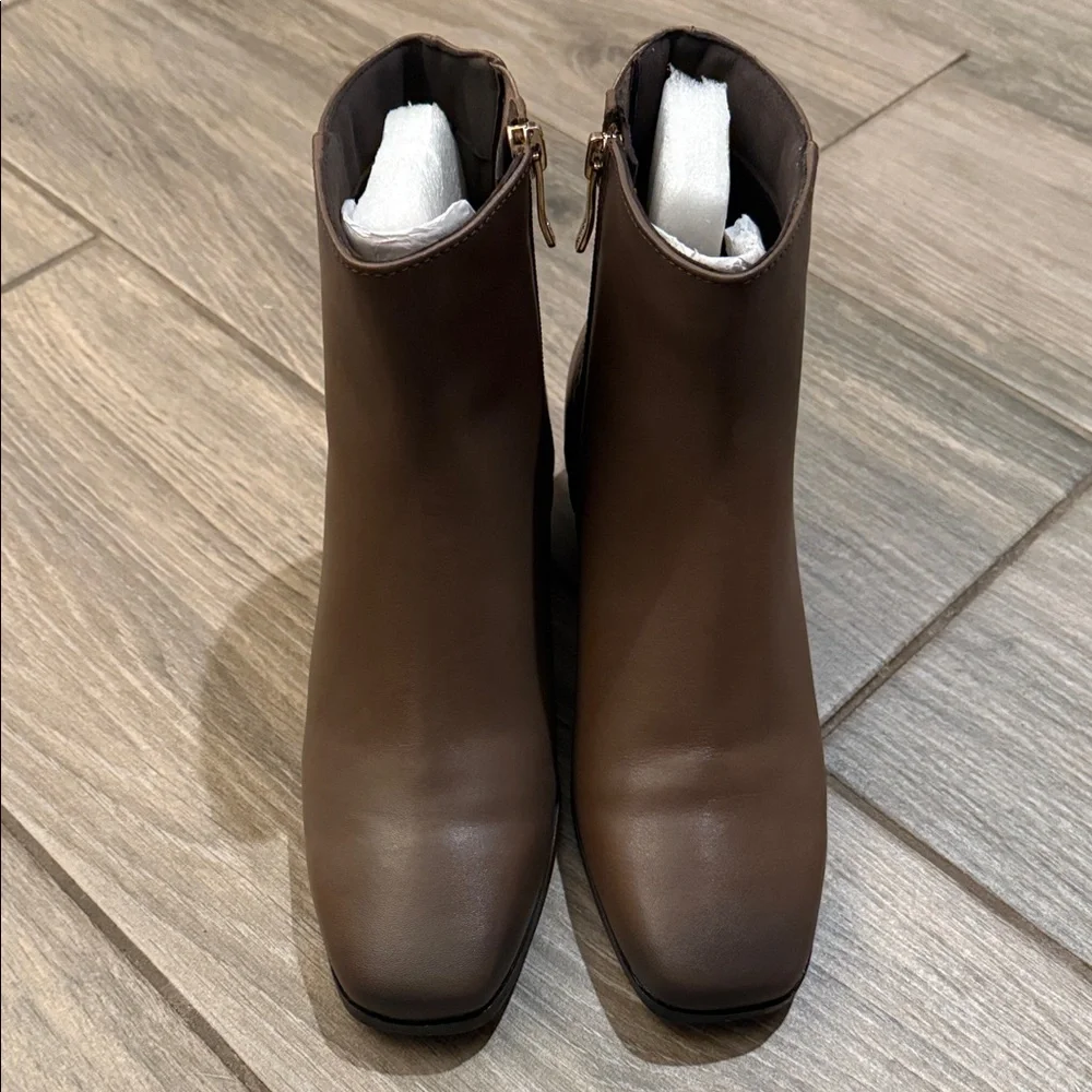 New Easy Spirit Sidney Taupe Ankle Booties Sz 6.5 M